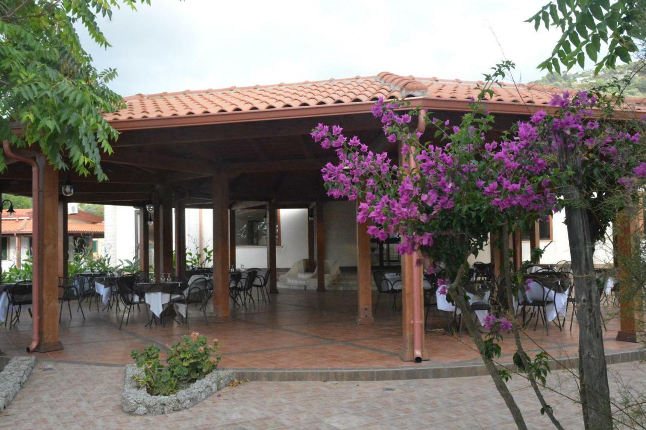 Baia Di Zambrone Aparthotel Exterior photo