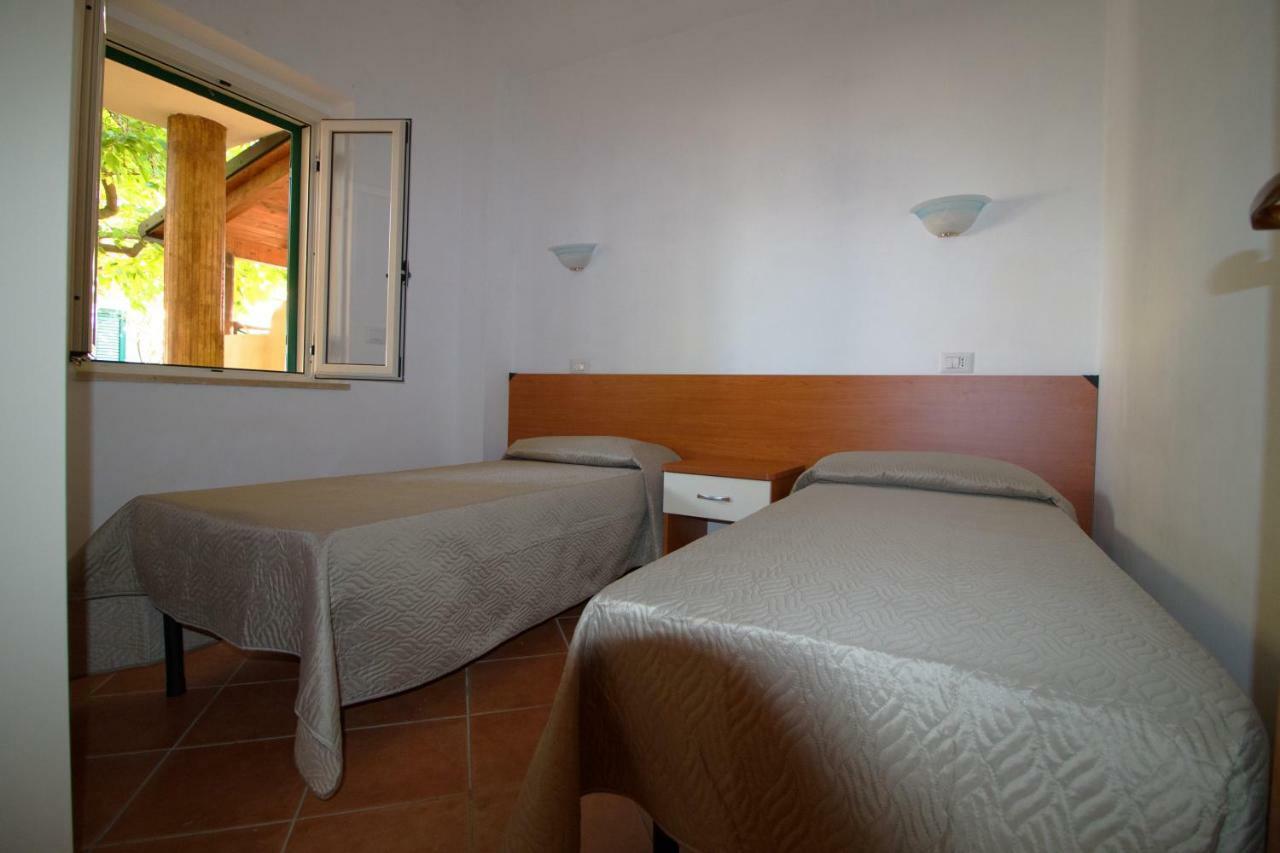 Baia Di Zambrone Aparthotel Exterior photo